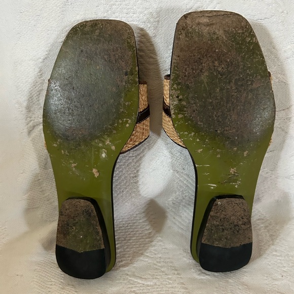 Vintage Ann Taylor Basket Weave and Brown Strap Slip On Style Sandal - Picture 5 of 9